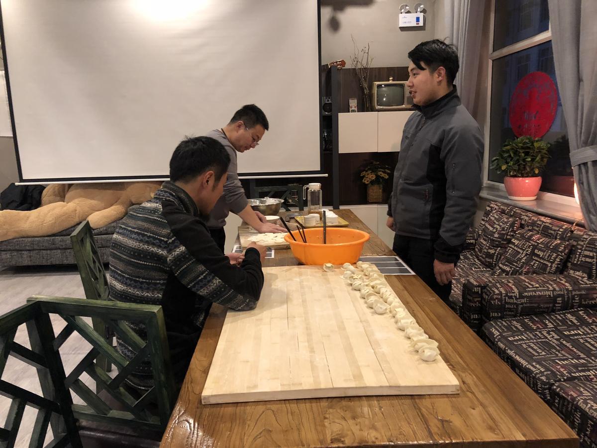 Lemongo Youth Hostel フフホト エクステリア 写真